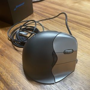 Evoluent Vertical Mouse 4 Right Hand (VM4R)